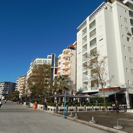 Modern Spacious 1 Bedroom Flat Next To The Beach Vlorë Exterior foto